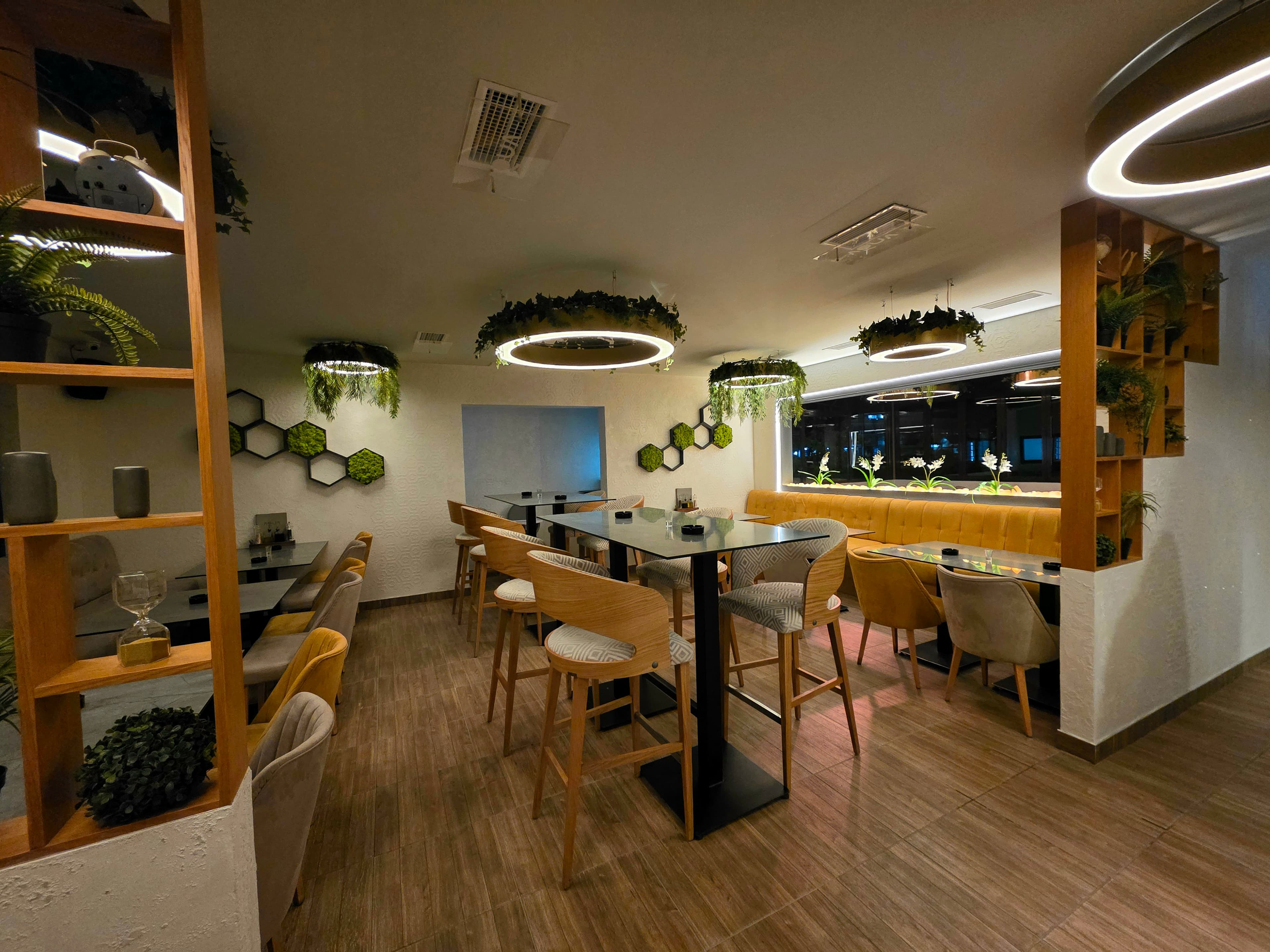 Prostor i ambijent Aqua Caffe & Restaurant